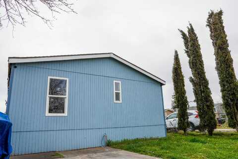 2622 Falcon Street, White City, OR 97503