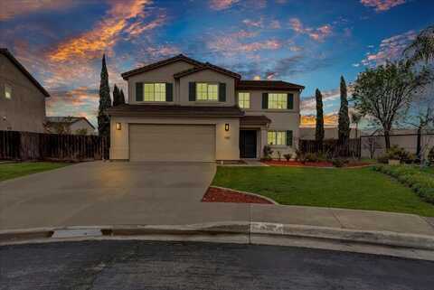 2028 W Picadilly Lane, Hanford, CA 93230