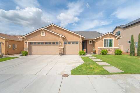 2563 Lindquist Street, Kingsburg, CA 93631