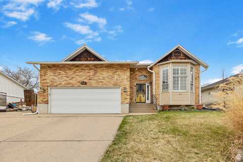 1379 E SNOWCREEK, Layton, UT 84040