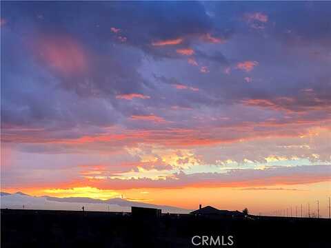 Del Oro Road, Apple Valley, CA 92308