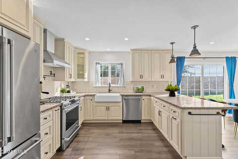 Sargent, SIMI VALLEY, CA 93063