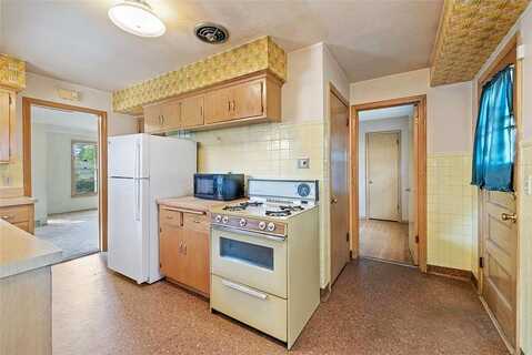 17Th, MINNEAPOLIS, MN 55423
