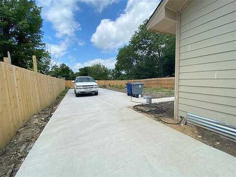 Helena, DALLAS, TX 75217