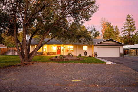 Goldenrain, BEND, OR 97702
