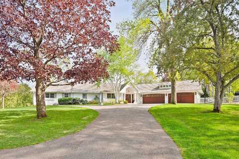 Ringer, WAYZATA, MN 55391