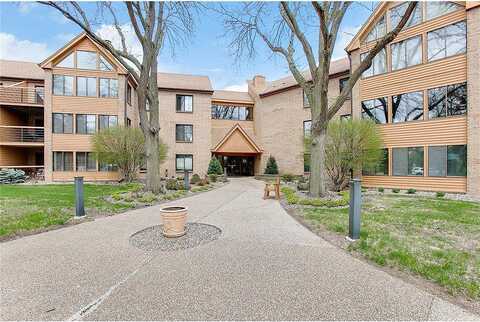 Auto Club, MINNEAPOLIS, MN 55438