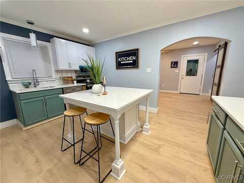 Smith, HENRICO, VA 23228