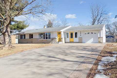 Crestwood, SAINT PAUL, MN 55110
