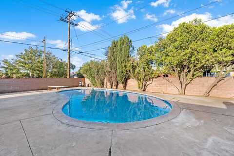 Calston, LANCASTER, CA 93535