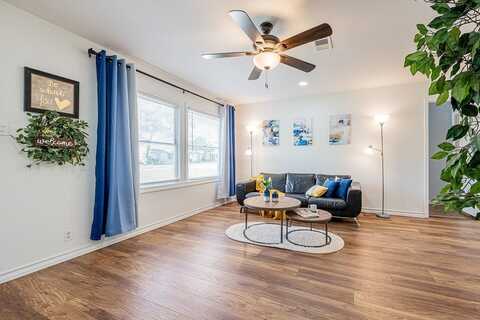 Emporia, HOUSTON, TX 77015