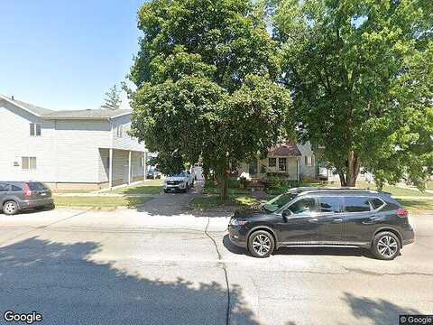 Broadway, WINONA, MN 55987