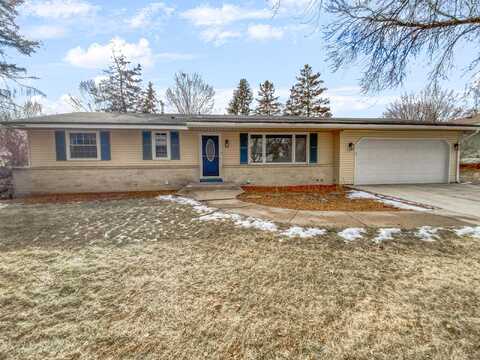 River Hills, BURNSVILLE, MN 55337