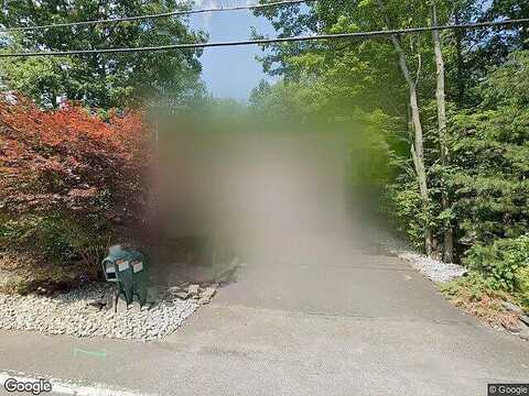 Fairview, MOUNT POCONO, PA 18344