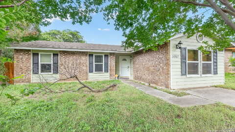 Cliff Bank, SAN ANTONIO, TX 78250