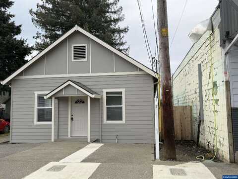 1St, MILL CITY, OR 97360