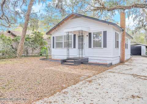 Cruz, JACKSONVILLE, FL 32207