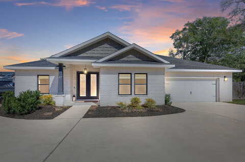 Marlborough, SHALIMAR, FL 32579