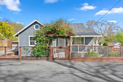 Veale, MARTINEZ, CA 94553