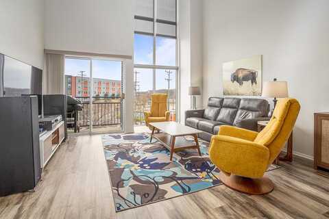 Kinnickinnic, MILWAUKEE, WI 53207