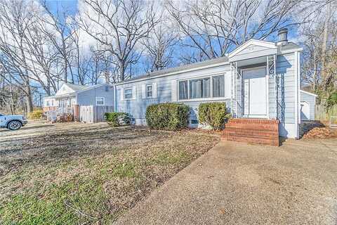 Terrace, NEWPORT NEWS, VA 23605