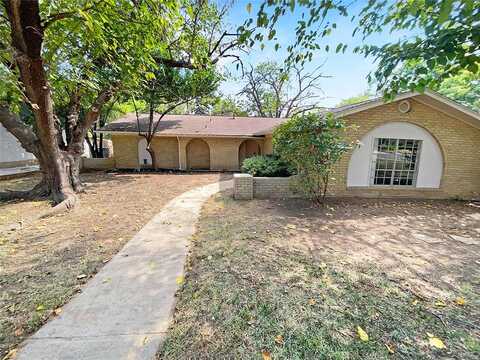 Brooks, ARLINGTON, TX 76012