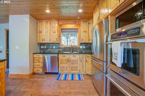 Murphy, NORTH PLAINS, OR 97133