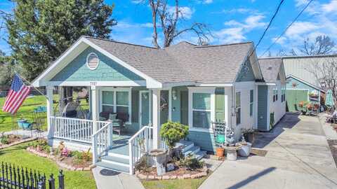 Longview, HOUSTON, TX 77020