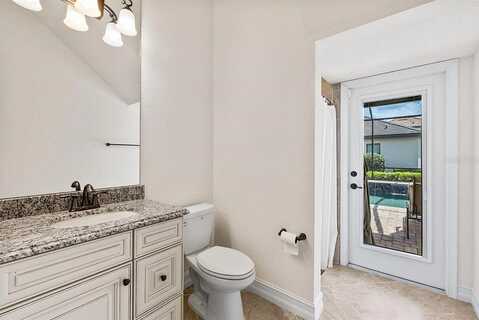 Arnie, BRADENTON, FL 34211