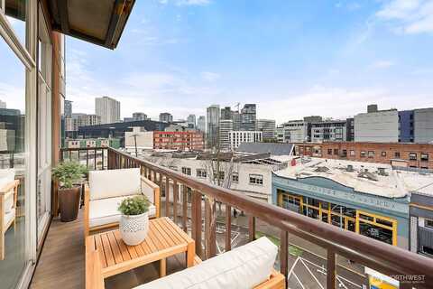 Pike, SEATTLE, WA 98122