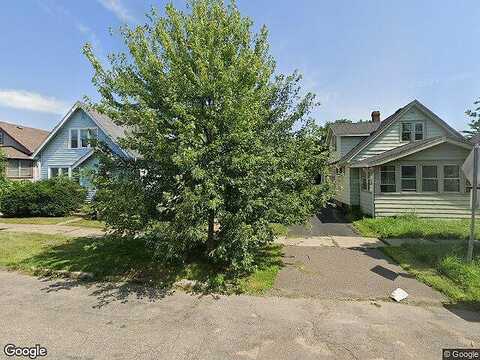 Parkway, SAINT PAUL, MN 55106