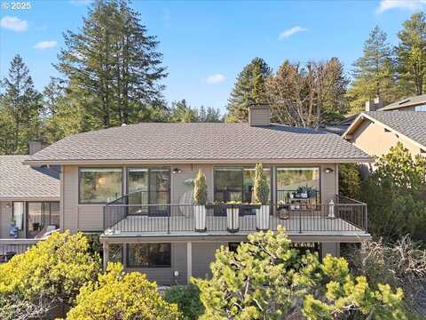 Condolea, LAKE OSWEGO, OR 97035