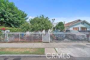 69Th, LOS ANGELES, CA 90003