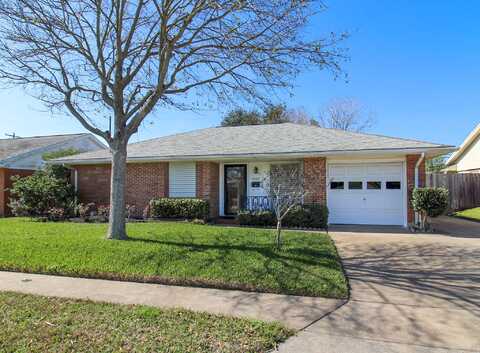 Pine, GALVESTON, TX 77551