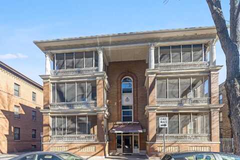 Saint Albans, SAINT PAUL, MN 55105