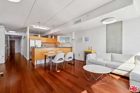 Grand, LOS ANGELES, CA 90015