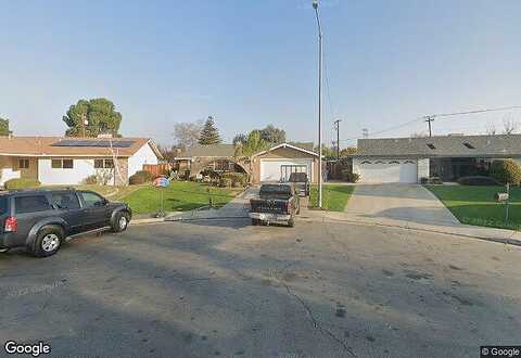Colleen, BAKERSFIELD, CA 93309