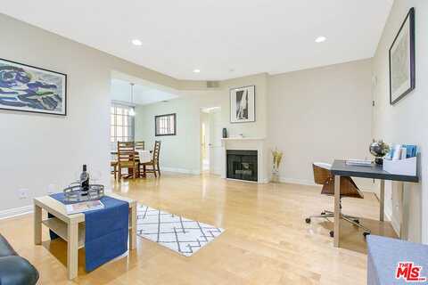 N Hudson Ave, Los Angeles, CA 90038