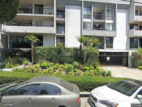 N Doheny Dr, West Hollywood, CA 90069