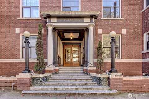Boren, SEATTLE, WA 98104
