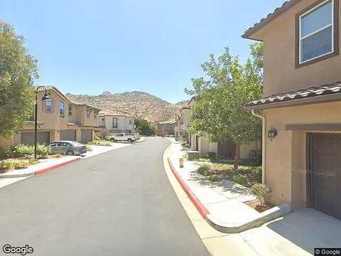 Ascending Oaks Ln, Simi Valley, CA 93063
