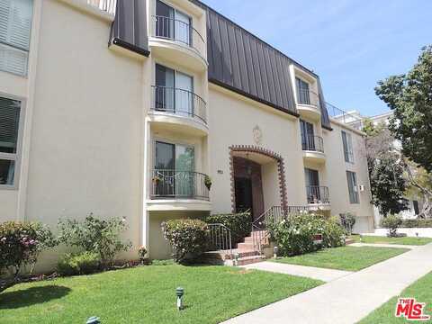Malcolm Ave, Los Angeles, CA 90025