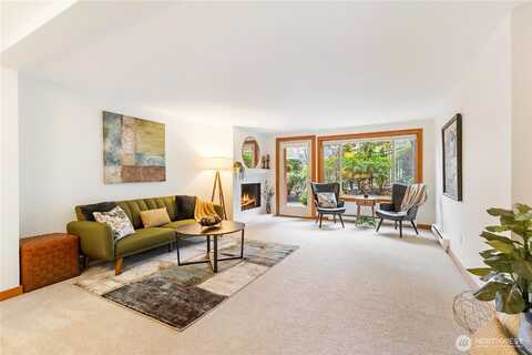 Taylor, SEATTLE, WA 98109