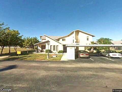 Golfside Cir, Fort Myers, FL 33908