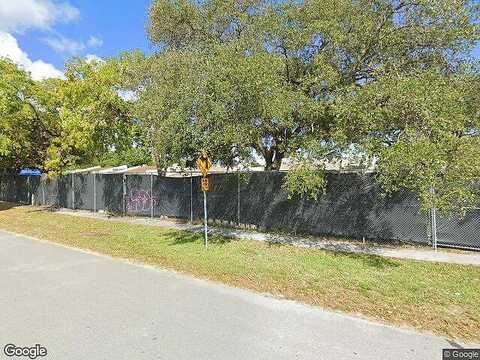 Miami Gardens, MIAMI, FL 33179