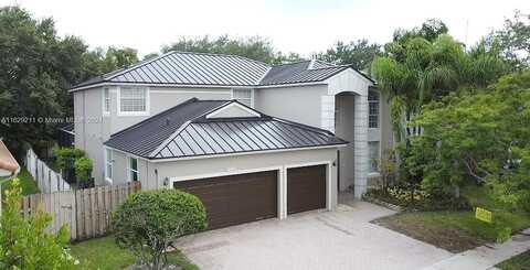 18Th, PEMBROKE PINES, FL 33028