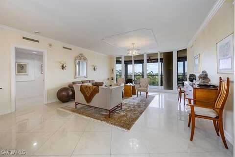 Pelican Bay Blvd, Naples, FL 34108