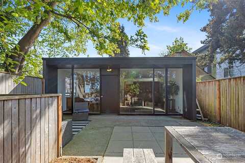 38Th, SEATTLE, WA 98103