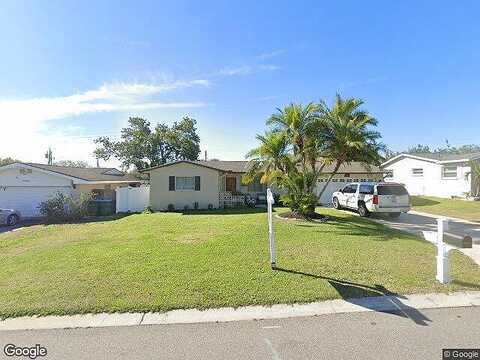 Shady Bluffs, LARGO, FL 33770