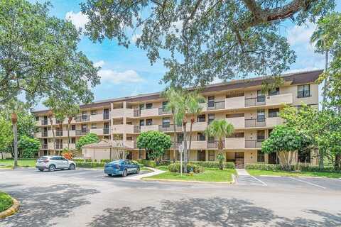 Carambola Cir N, Coconut Creek, FL 33066